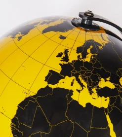 Globe Smiley