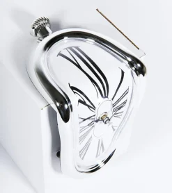 Horloge fondante inspiration Dali