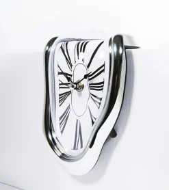 Horloge fondante inspiration Dali