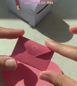 Kit DIY lettres d'amour et boîte-aux-lettres