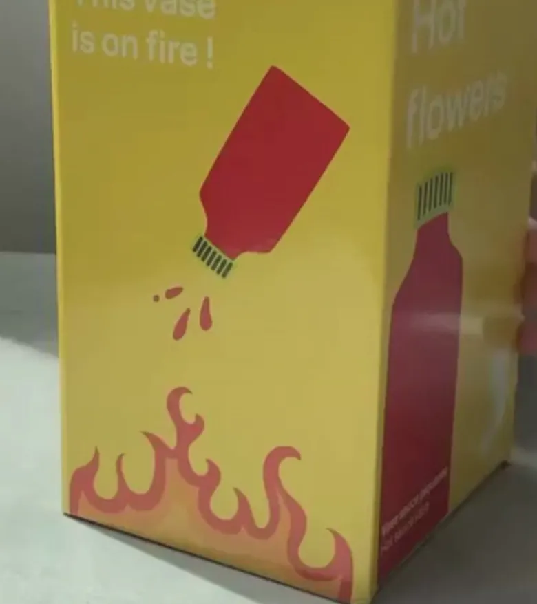 Vase sauce piquante